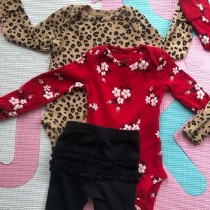 Carter’s Newborn Set